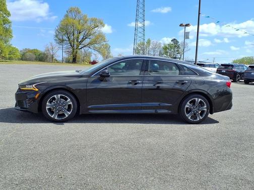 Ebony Black 2021 Kia K5 EX