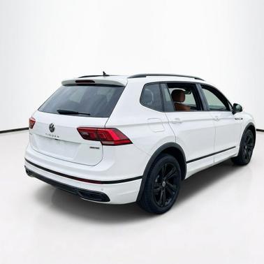 Opal White Pearl 2024 Volkswagen Tiguan 2.0T SE R-Line Black 4MOTION