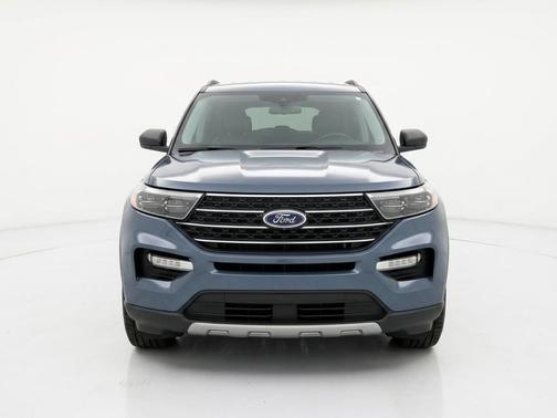 Infinite Blue Metallic Tinted Clearcoat 2021 Ford Explorer XLT