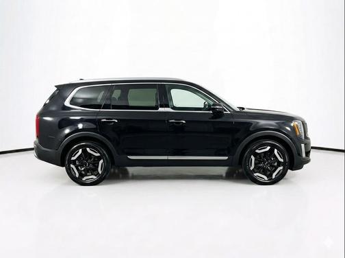 Ebony Black 2024 Kia Telluride EX