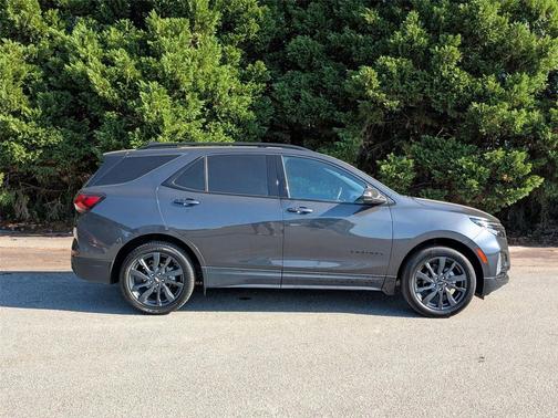 2022 Chevrolet Equinox FWD RS