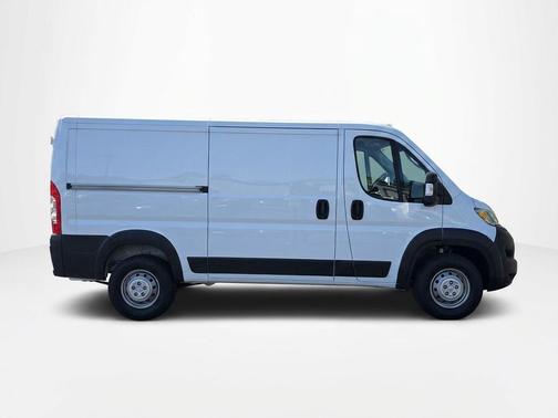 Bright White Clearcoat 2025 RAM ProMaster 2500 Tradesman