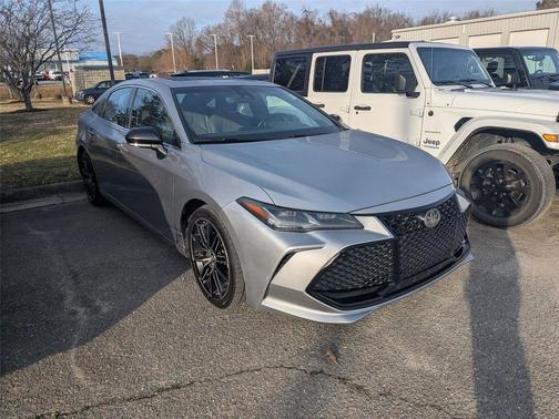2019 Toyota Avalon Touring