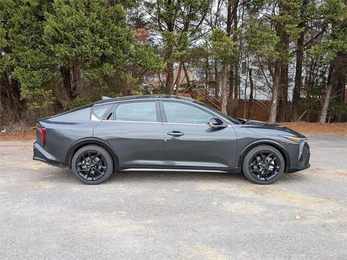 2025 Kia K4 GT-Line Turbo