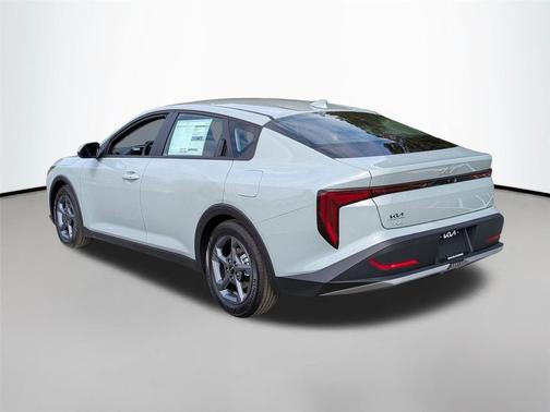 MORNING HAZE 2026 Kia K4 LX