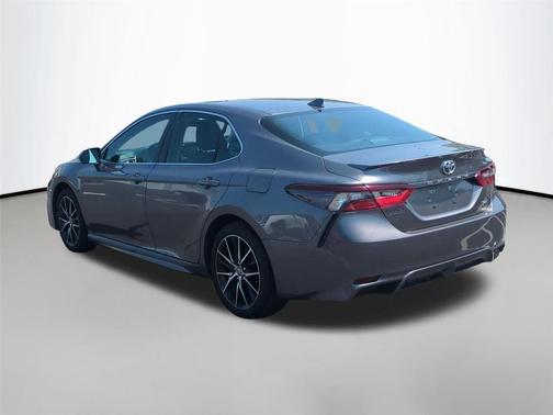 Predawn Gray Mica 2024 Toyota Camry SE