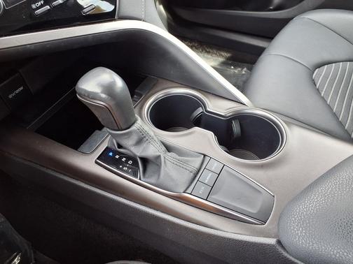 Predawn Gray Mica 2024 Toyota Camry SE