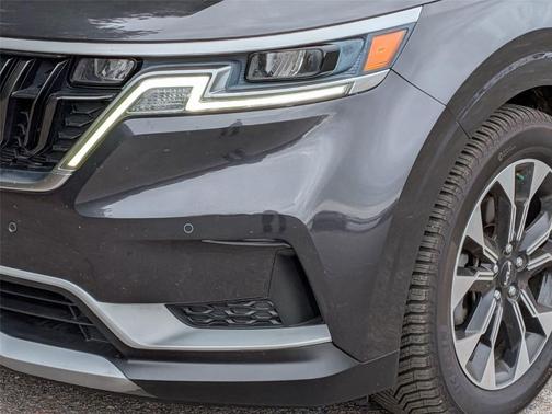 2022 Kia Carnival EX