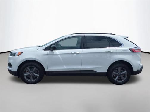 Oxford White 2022 Ford Edge SEL