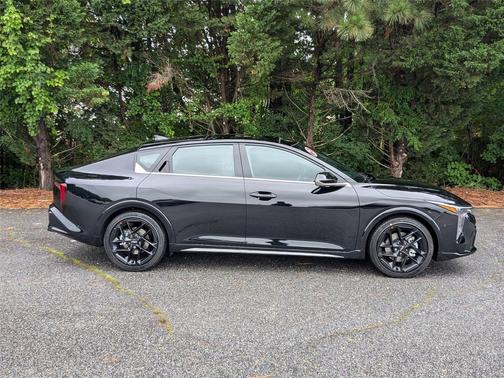 2025 Kia K4 GT-Line Turbo