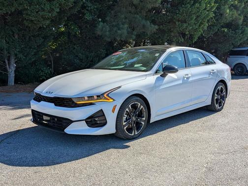 2022 Kia K5 GT-Line