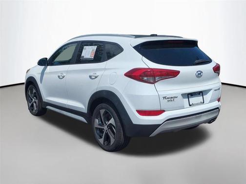 Dazzling White 2017 Hyundai TUCSON Sport