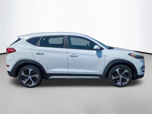 Dazzling White 2017 Hyundai TUCSON Sport