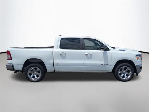 Bright White Clearcoat 2022 RAM 1500 Big Horn/Lone Star