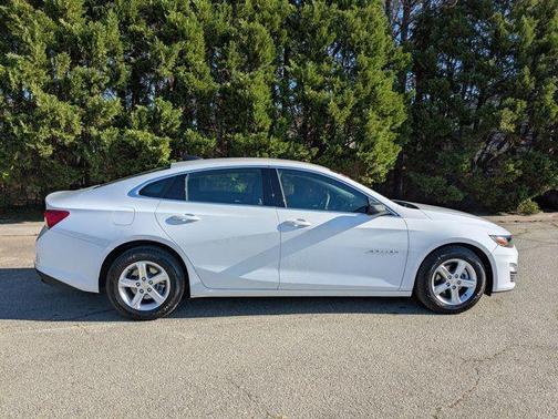 2022 Chevrolet Malibu 1LS