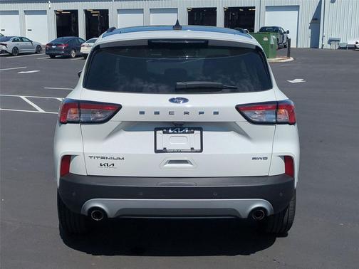 2021 Ford Escape Titanium
