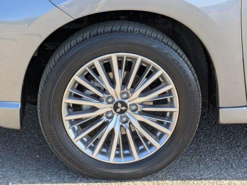 2020 Mitsubishi Outlander PHEV SEL