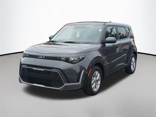 Gravity Gray 2025 Kia Soul LX