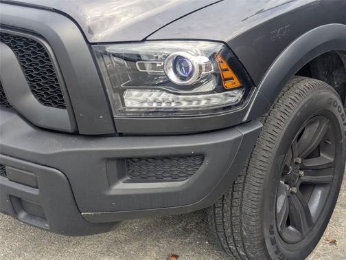 2024 RAM 1500 Classic Warlock Crew Cab 4x4 5'7' Box
