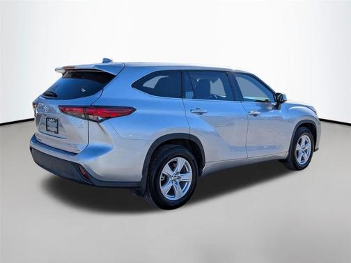 2021 Toyota Highlander L