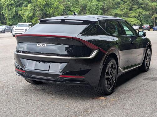 2025 Kia EV6 Wind