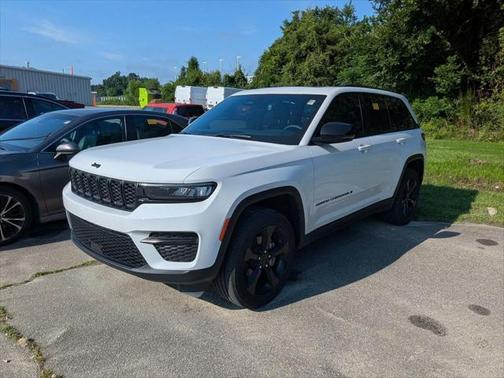 2024 Jeep Grand Cherokee Altitude