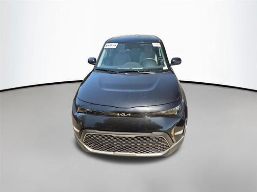 Fusion Black 2025 Kia Soul LX