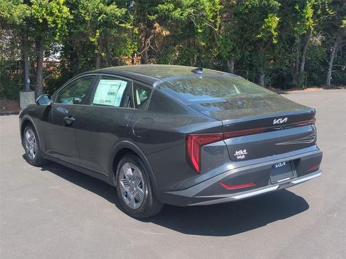 Interstellar Gray 2026 Kia K4 LX