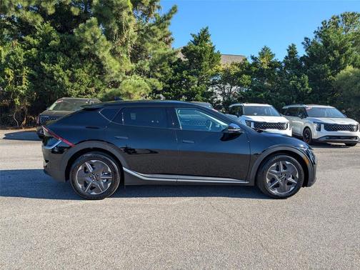 2025 Kia EV6 Light Long Range