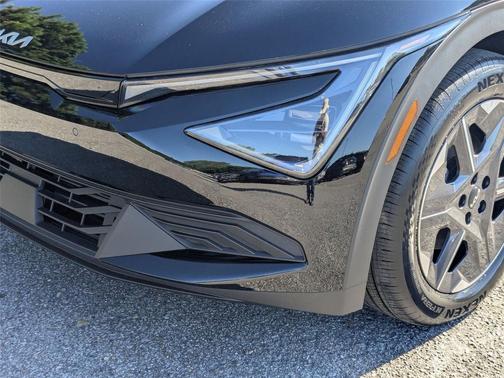 2025 Kia EV6 Light Long Range