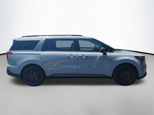 Ceramic Silver 2026 Kia Carnival SX