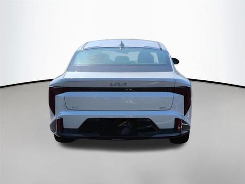 Snow White Pearl 2026 Kia K4 GT-Line