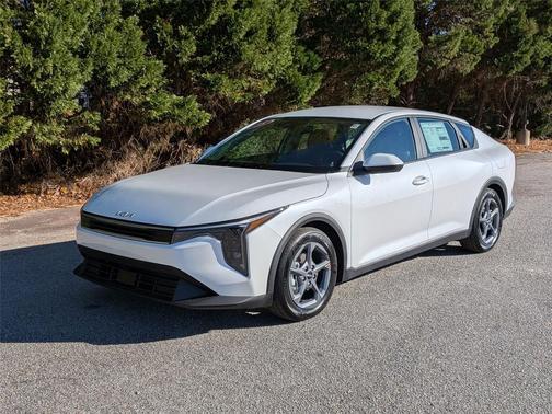 2025 Kia K4 LX