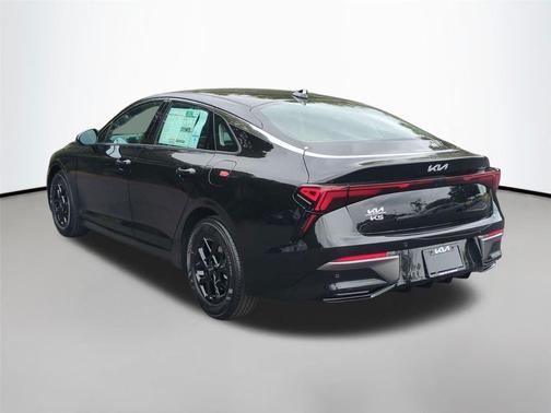 Aurora Black Pearl 2026 Kia K5 LXS FWD