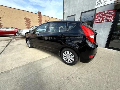 2012 Hyundai Accent GS