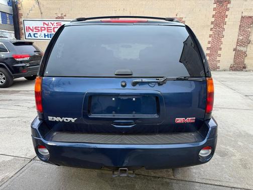 2004 GMC Envoy SLE 4WD