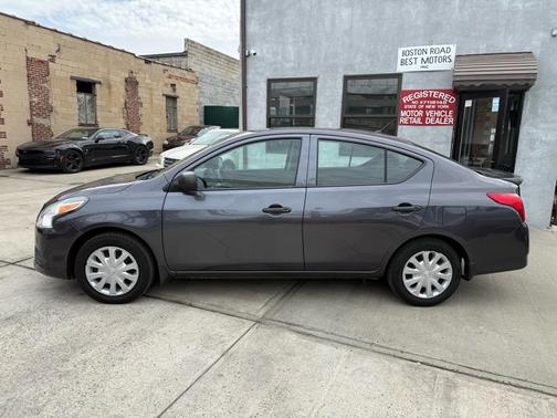 2015 Nissan Versa 1.6 S+