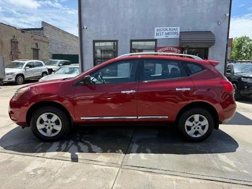 Red 2015 Nissan Rogue Select S