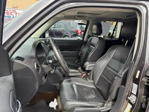 Gray 2015 Jeep Patriot Latitude