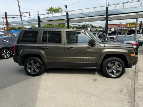 Green 2015 Jeep Patriot Latitude