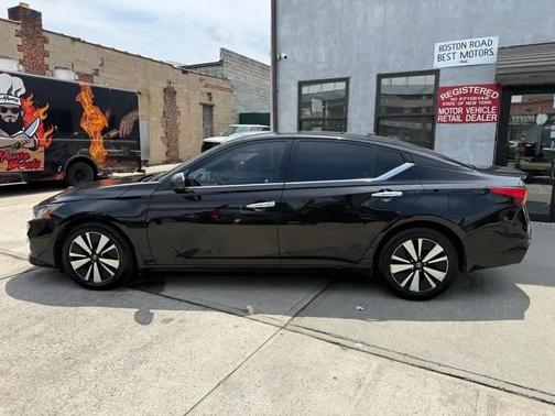 Black 2019 Nissan Altima 2.5 SL