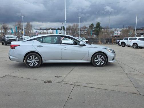 2021 Nissan Altima S FWD