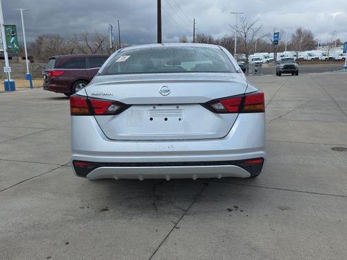 2021 Nissan Altima S FWD