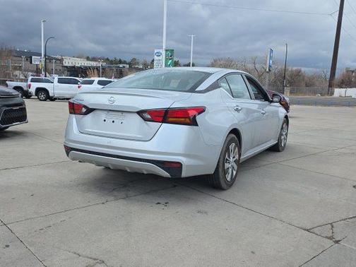2021 Nissan Altima S FWD