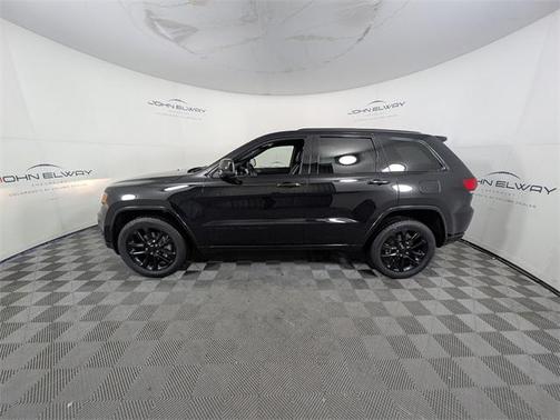 2021 Jeep Grand Cherokee Laredo