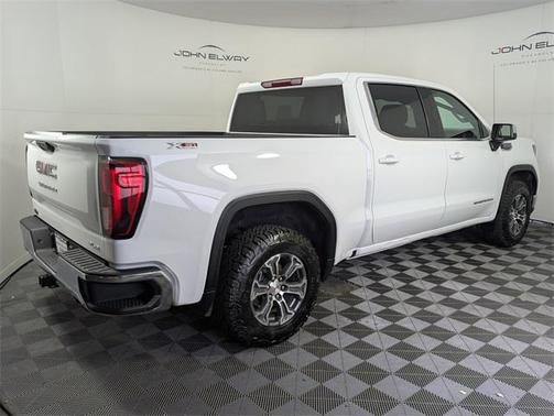 2023 GMC Sierra 1500 SLE