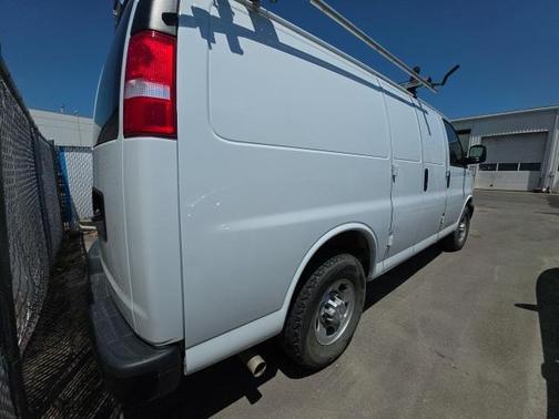 2021 Chevrolet Express 2500 RWD 2500 Regular Wheelbase WT