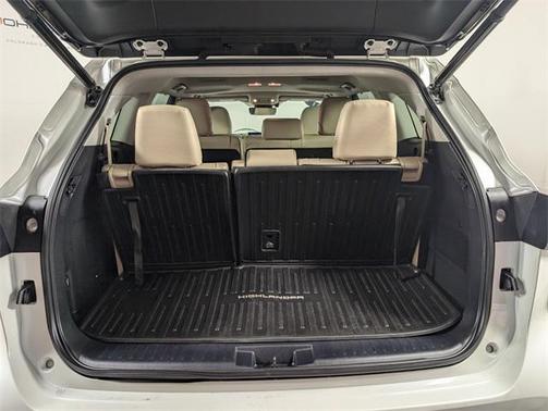 2021 Toyota Highlander Hybrid Limited
