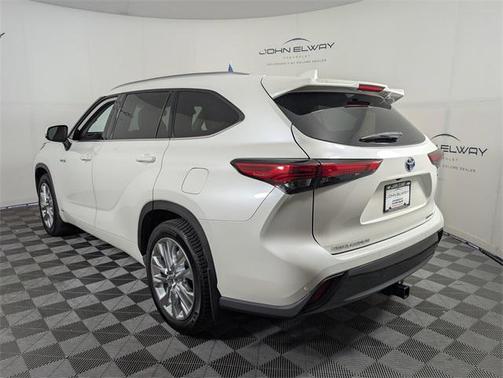 2021 Toyota Highlander Hybrid Limited