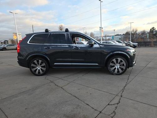 2021 Volvo XC90 T6 Inscription